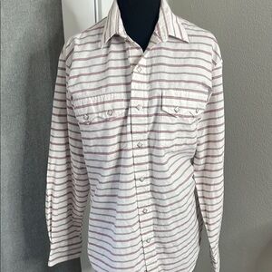 Men’s Roper brand shirt